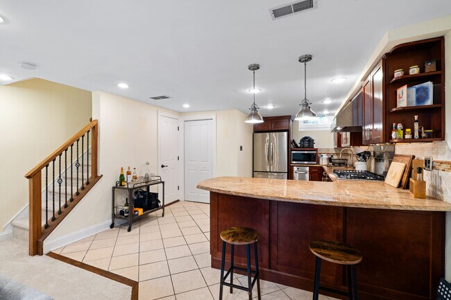 Photo - 502 S 11th St Unit 38