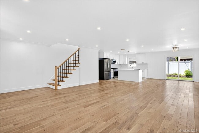 37 Corchaug Ave
