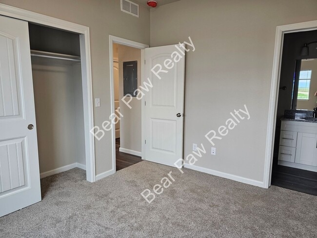 Photo - 1615 Richard Martin Dr Unit 102
