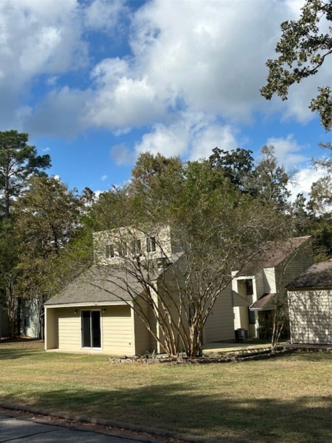 Building Photo - 26601 Primrose Ct
