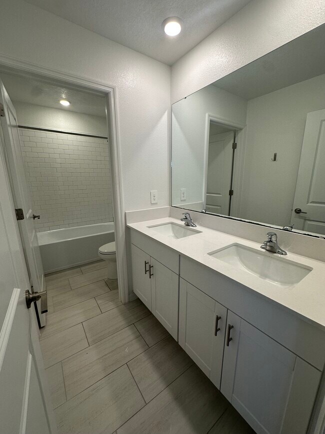 Photo - 2505 Victorious Fls Ave