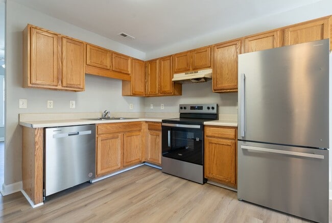 Photo - Updated 3 Bedroom 2 Bathroom close to Downtown Raleigh! Available NOW