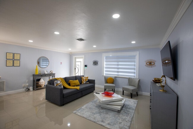Photo - 1853 Florida Mango Rd