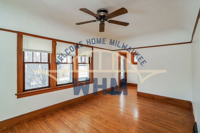 Building Photo - 1603 E Hampshire St