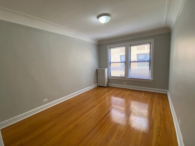 Photo - 6514 N Glenwood Ave Unit 1W