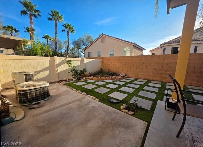Photo - 7180 N Campbell Rd