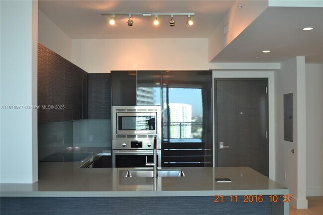 Photo - 1080 Brickell Ave Unit 2003