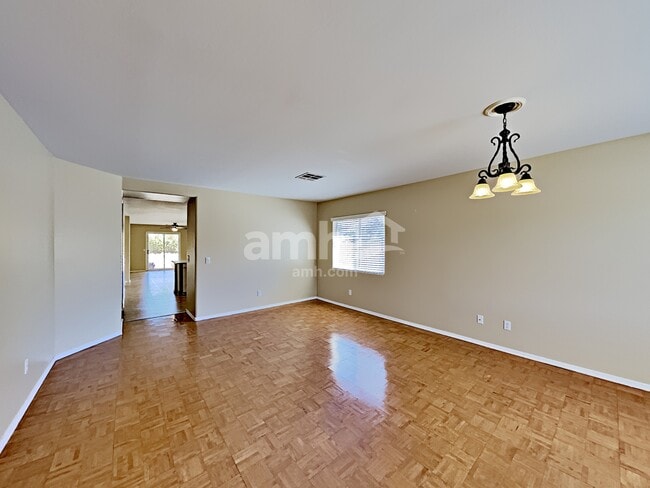 Photo - 22570 W Mohave St