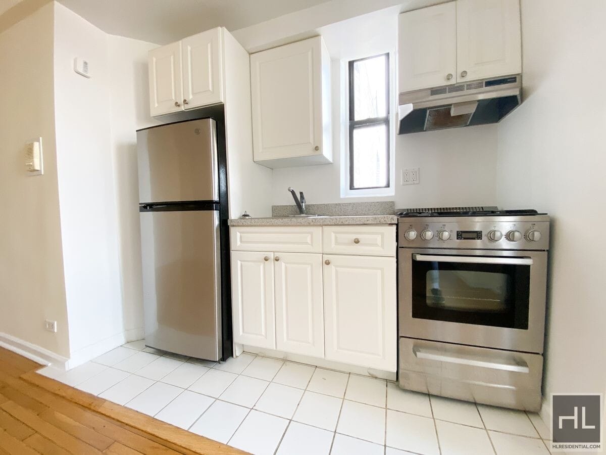 Photo - AMSTERDAM AVENUE Unit 3E