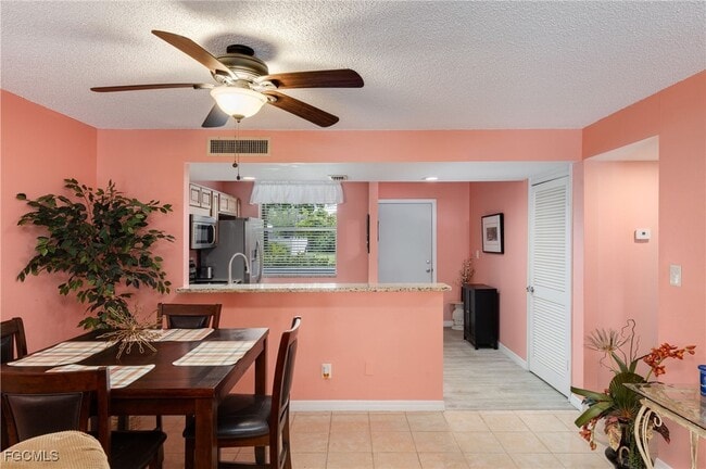 Building Photo - 5959 Winkler Rd Unit 103 Rental