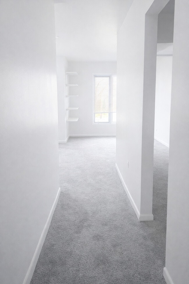 Photo - 1050 Holbrook Rd Unit I