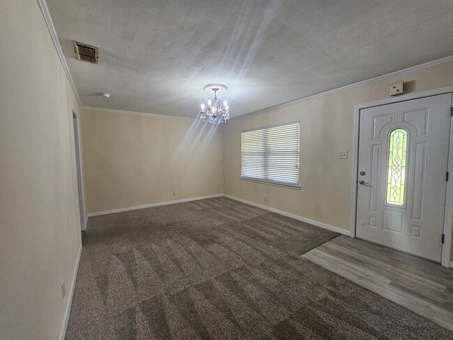 Photo - 1211 Webb St