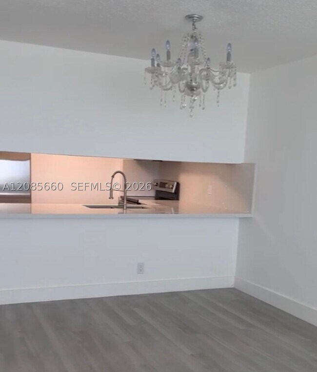 Photo - 9125 SW 77th Ave Unit 504