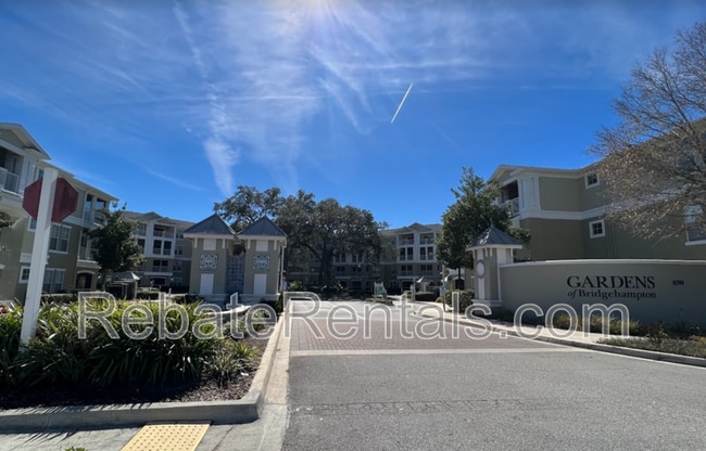 8290 Gate Pkwy W Unidad 403