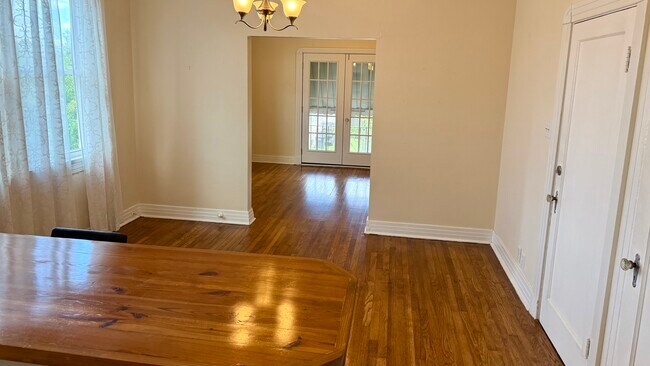 Photo - 5430 Hawthorne Pl Unidad Apt C