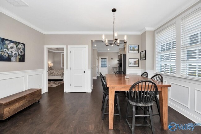 Photo - 200 St Louis St