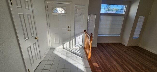Photo - Large 3 Bedroom Home with a Loft