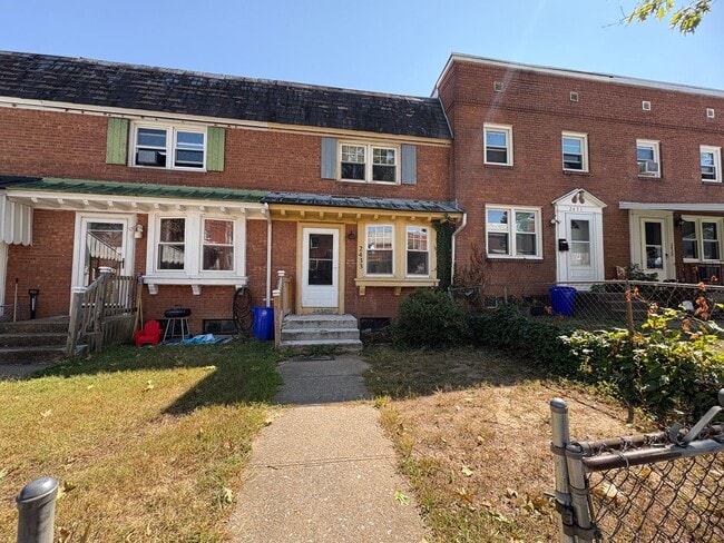 Photo - 3 Bedroom 1 Bathroom in Harrisburg!