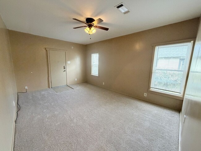 Photo - Updated 2 bed 1 bath