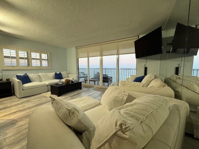 Photo - 400 N Surf Rd Unit 701