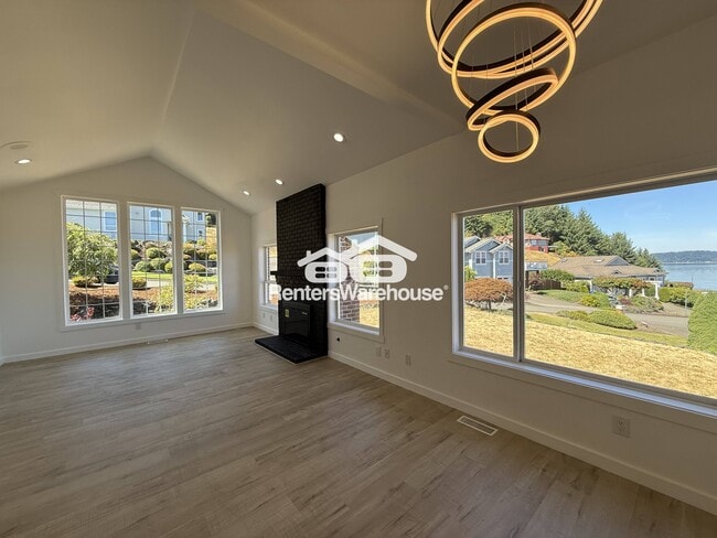 Photo - 2805 Chambers Bay Dr