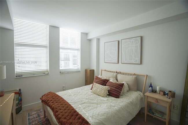 Photo - 4100 Salzedo St