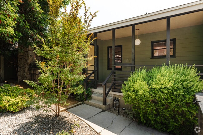 Building Photo - 3551 W Ave 42 Rental