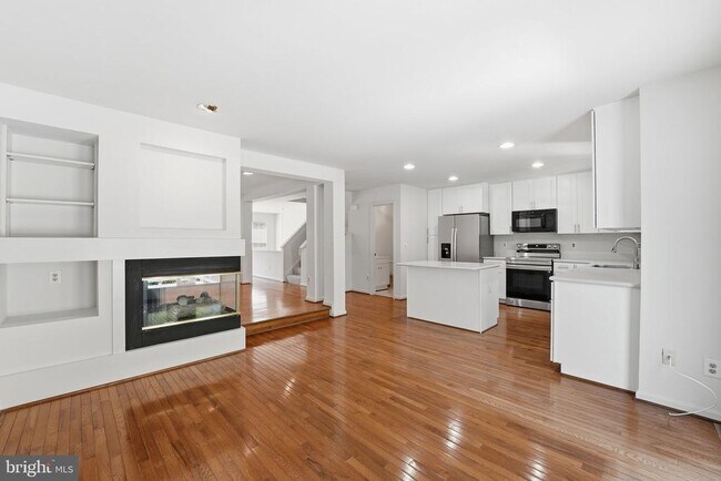 Photo - 2709 Baronhurst Dr