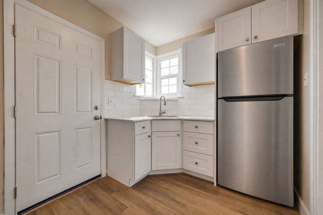 Photo - Charming & Convenient Living in the Heart of Downtown Las Vegas Unit 2