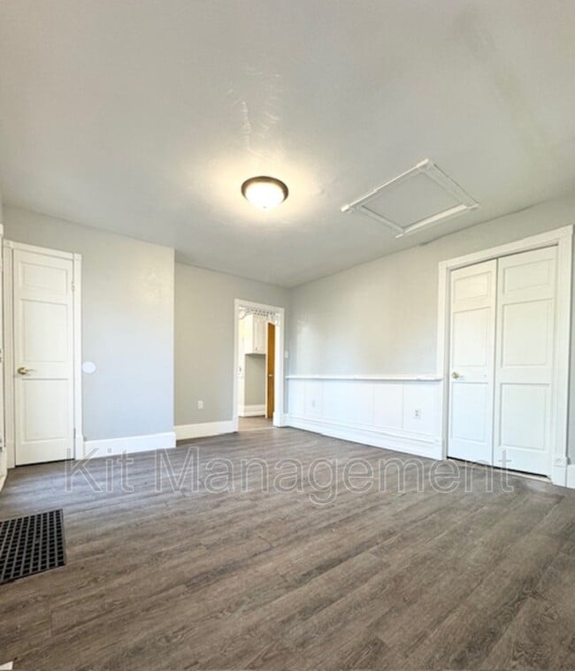 Photo - 1141 Earlwood Ave Unit Lower