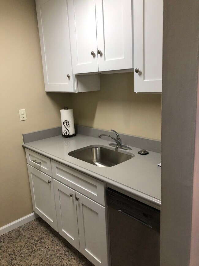 Photo - 3415 West End Ave Unidad 801B Continental