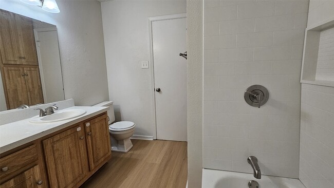 Photo - 1605 5th Ave Unit 11