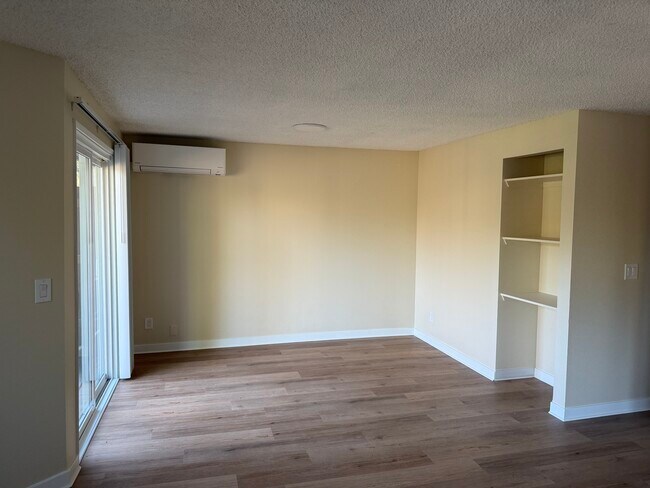 Photo - 6309 SW Valley Ave Unit #3