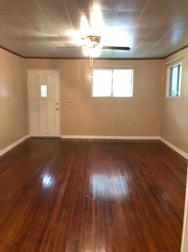 1100 Esma House Greenville Rental For Rent in Greenville, TX