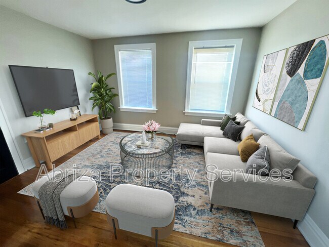 4738 S Grand Blvd Unit 2S