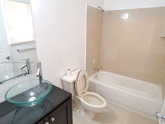 Photo - 10 N Crossings Cir Unit H