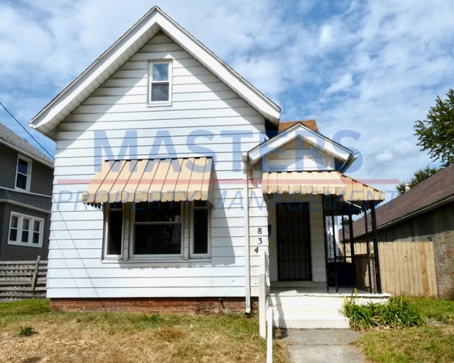 Photo - 834 Prouty Ave