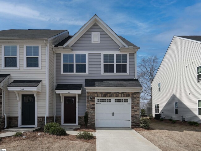 Photo - 205 Hipps Crossing Dr Townhome