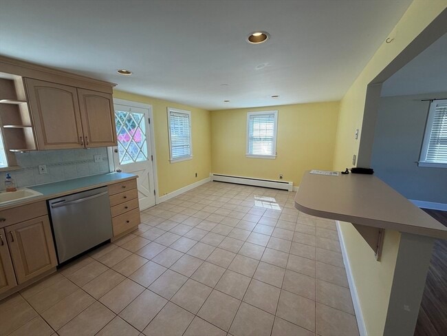 Photo - 37 Longview Way