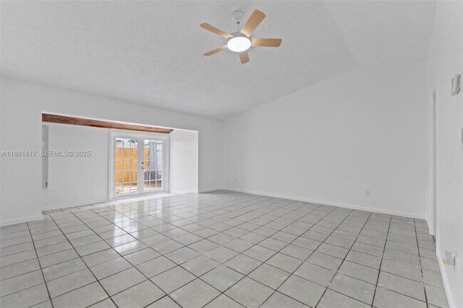 Photo - 10387 SW 209th Ln