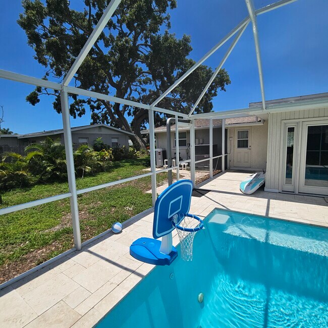 Photo - 6815 Anchor Way