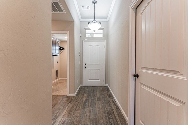 Photo - 3911 Sledmere Ln