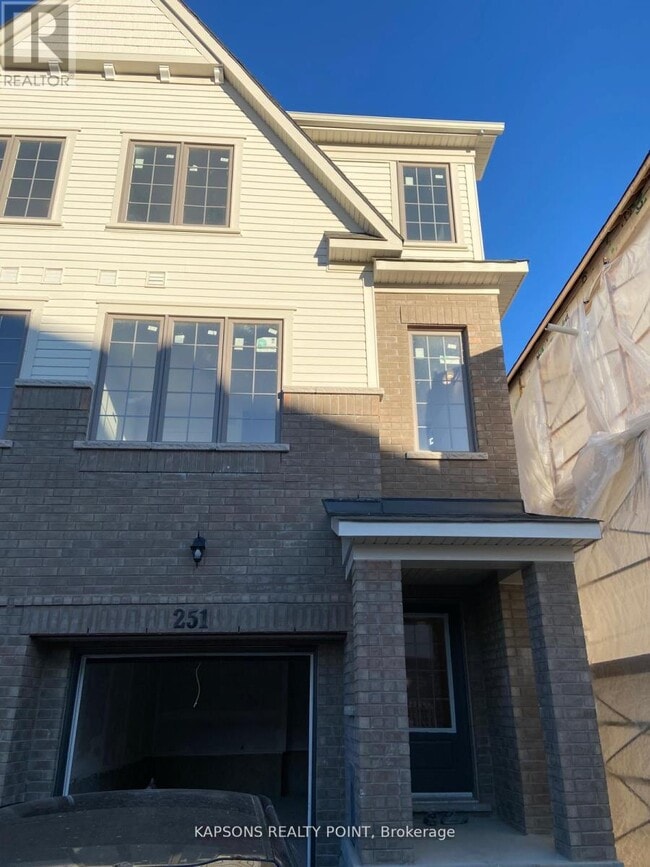 Photo - 251 Danzatore Path