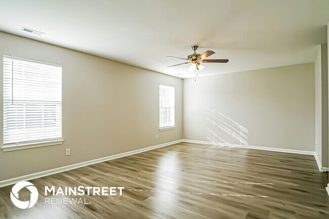 Photo - 4201 Springfield Creek Dr