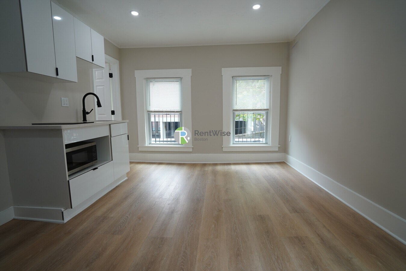 Photo - 142 Dorchester St Apartment Unit 14