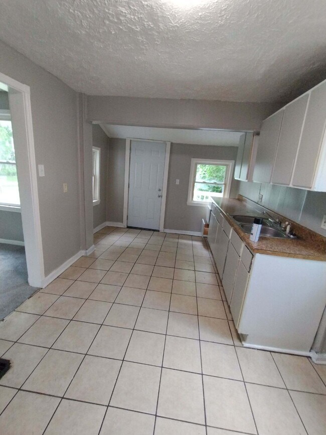 Photo - 2032 E Hudson St