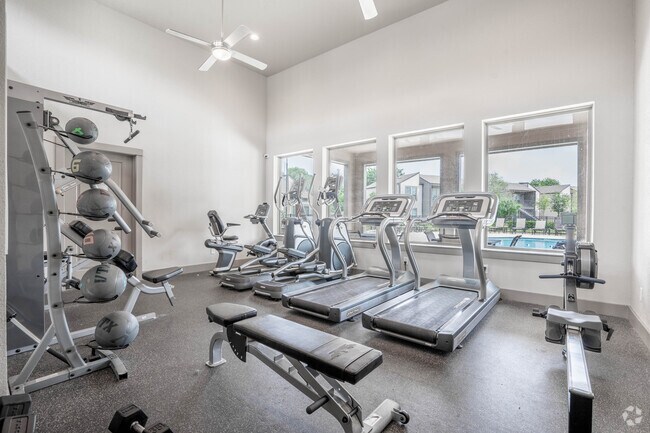 3833 Mustang Rd Alvin, TX 77511 - Fitness Center