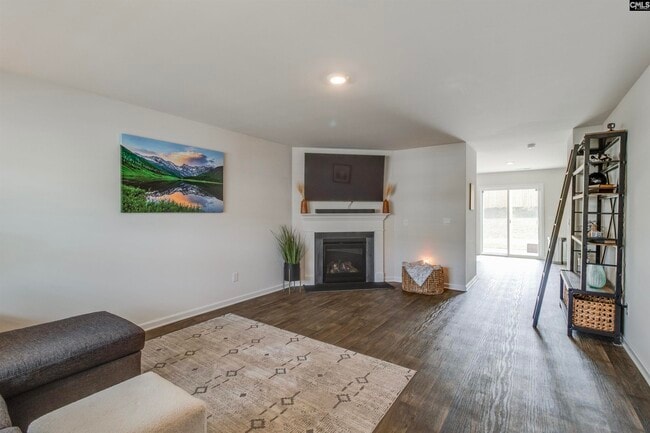 Photo - 196 Dunham Rd