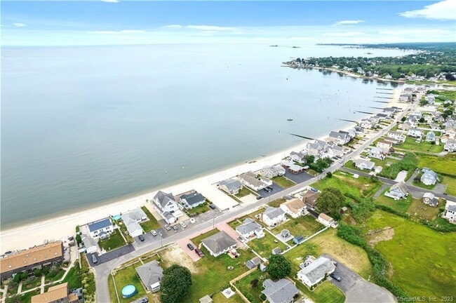 Photo - 8 Bel Aire Manor