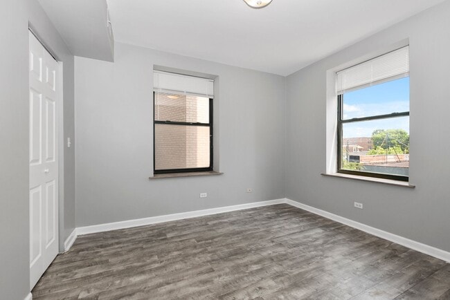 2-Bedroom in Chicago’s historic South Shor... - 2-Bedroom in Chicago’s historic South Shor... House